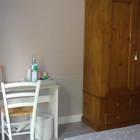 فندق مبيت وإفطار La Foret De Charmeuse Ruaudin