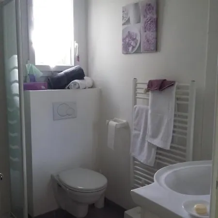 فندق مبيت وإفطار La Foret De Charmeuse Ruaudin