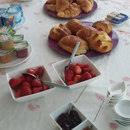 فندق مبيت وإفطار La Foret De Charmeuse