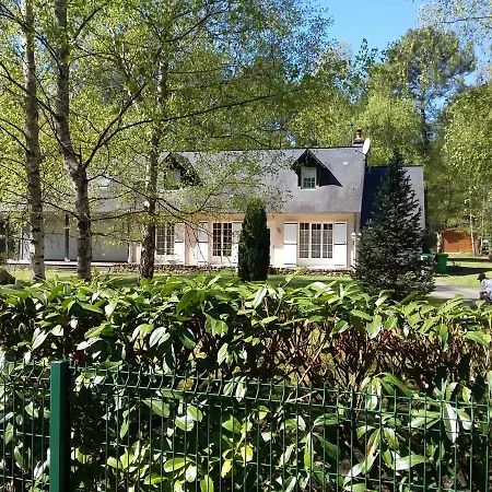 فندق مبيت وإفطار La Foret De Charmeuse *