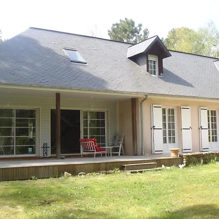 فندق مبيت وإفطار La Foret De Charmeuse Ruaudin