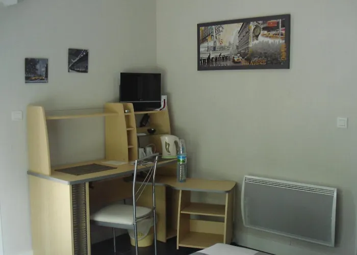 La Forêt De Charmeuse