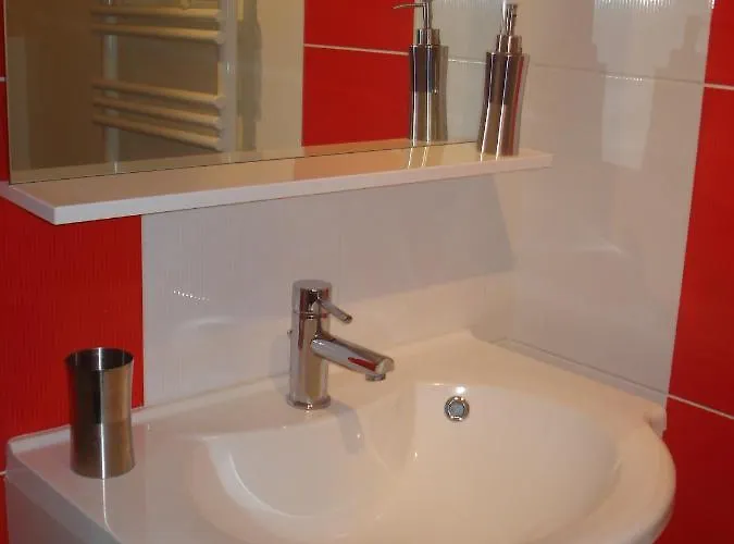 Alojamento de Acomodação e Pequeno-almoço La Forêt De Charmeuse Ruaudin