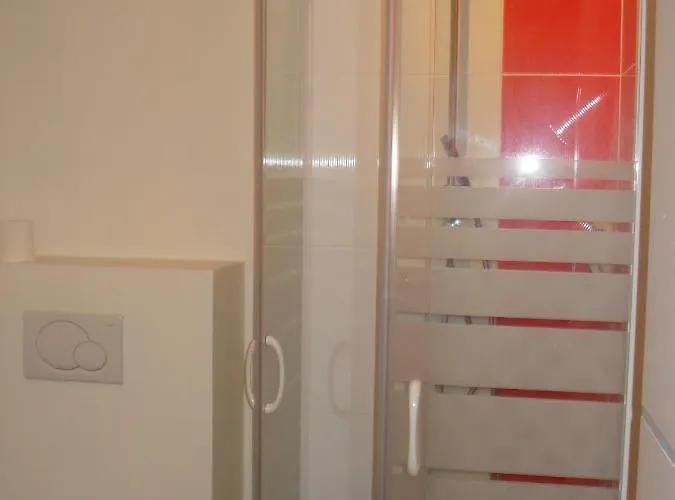 La Forêt De Charmeuse Ruaudin