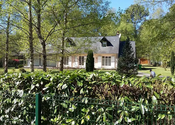 Alojamento de Acomodação e Pequeno-almoço La Forêt De Charmeuse *